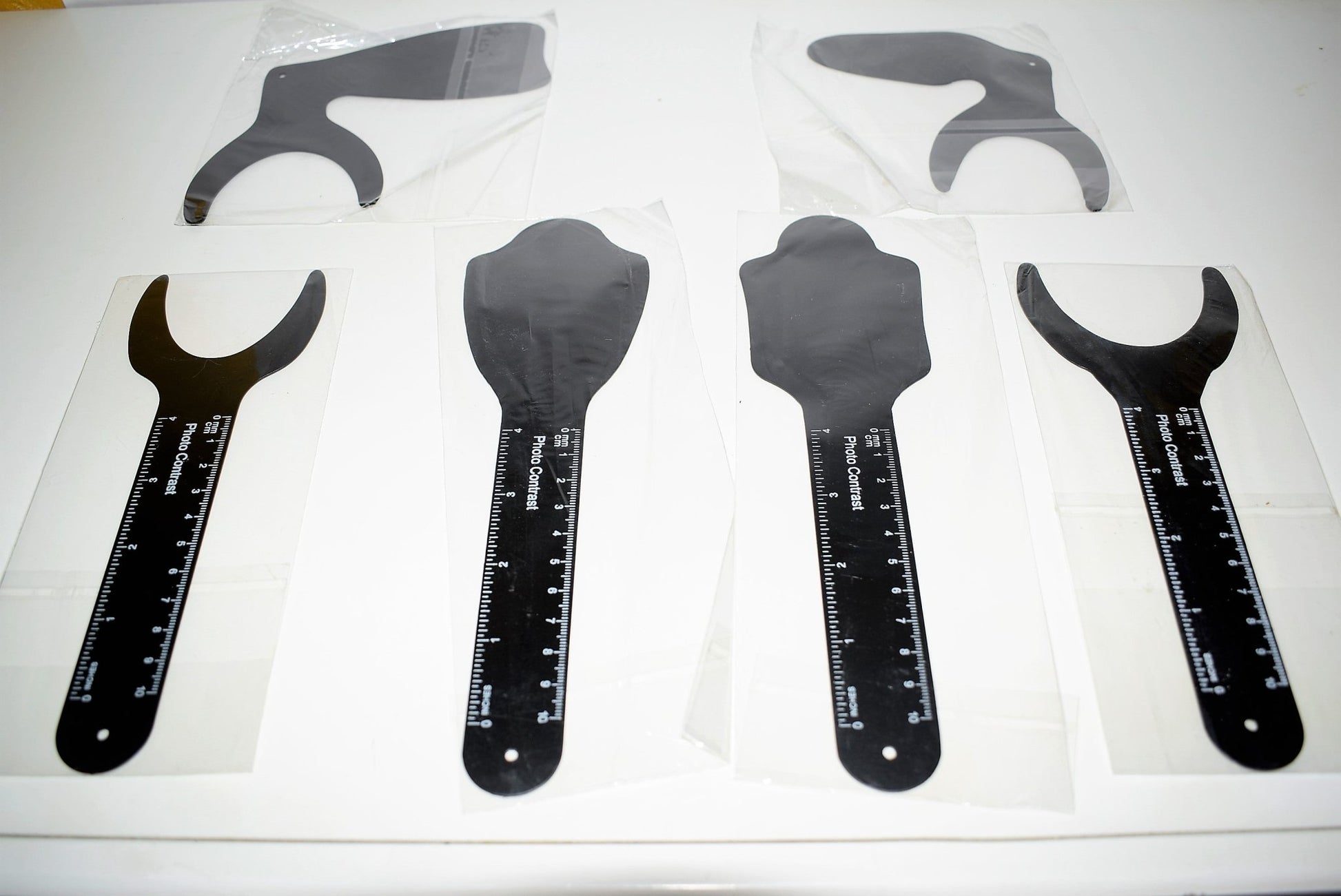 Kit de 6 Contrastadores Negro Mate hechos en material metálico - Alpha Dental Soluciones