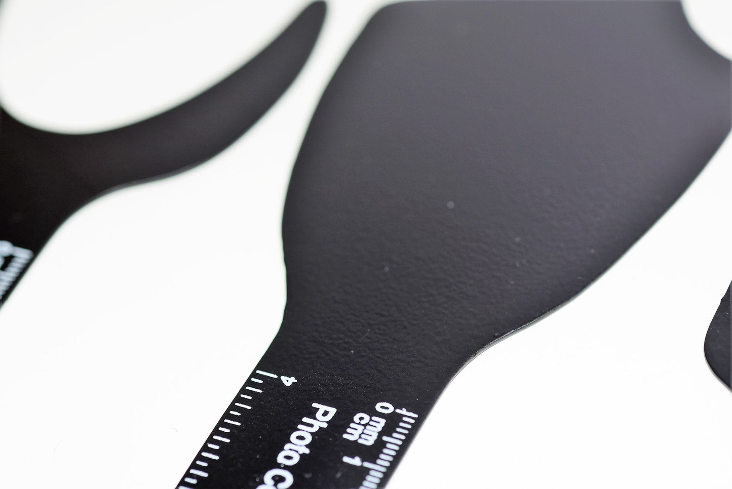 Kit de 6 Contrastadores Negro Mate hechos en material metálico - Alpha Dental Soluciones